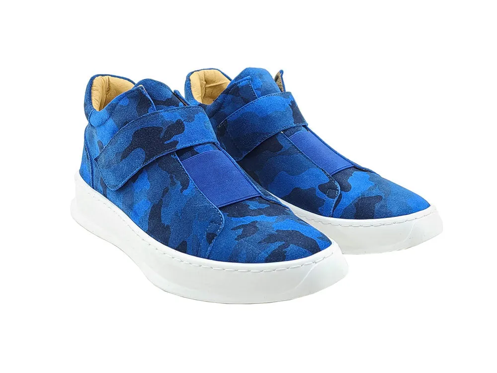 Camouflage Printed Suede Sneakers