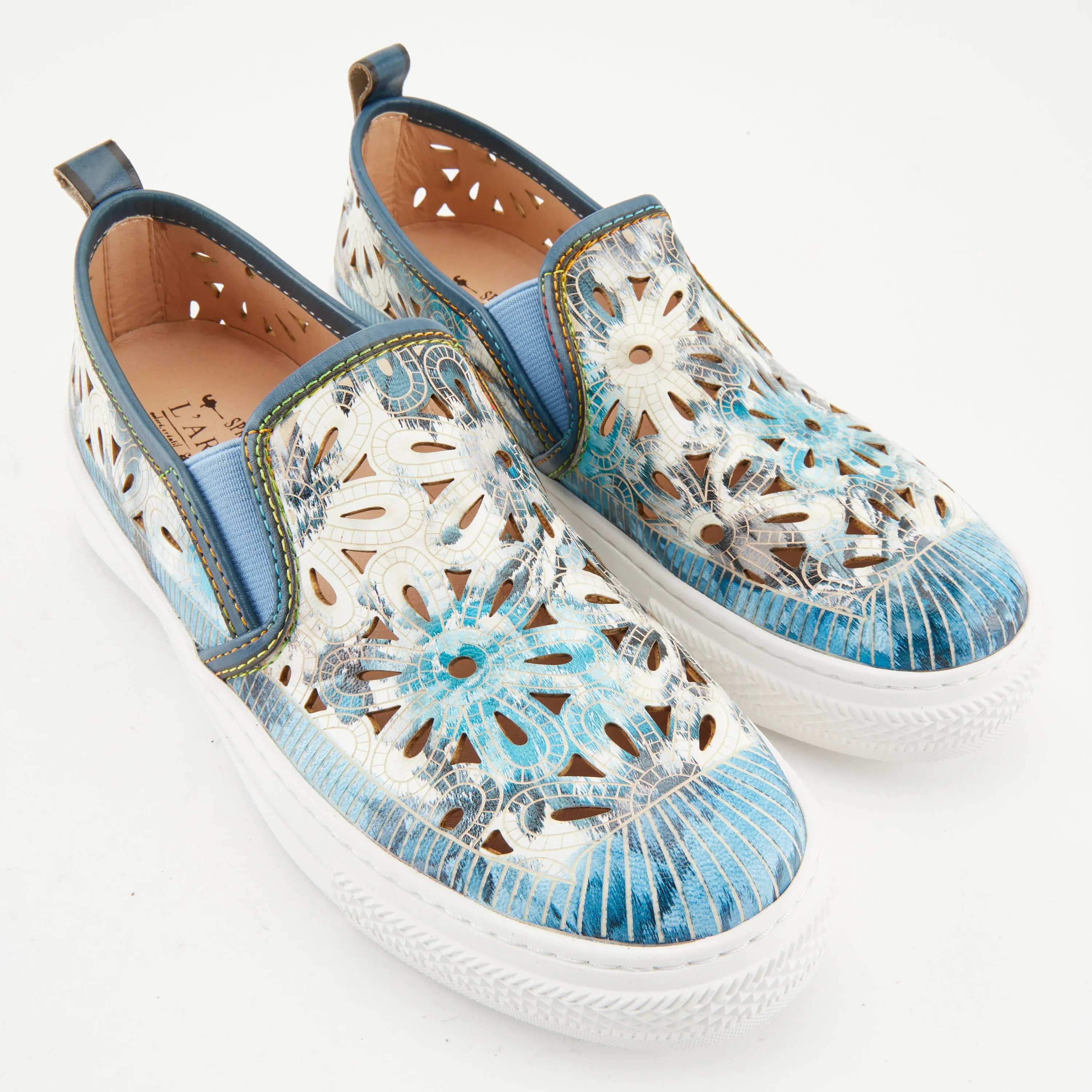 L'ARTISTE DENOFEDEN SLIP-ON SHOE