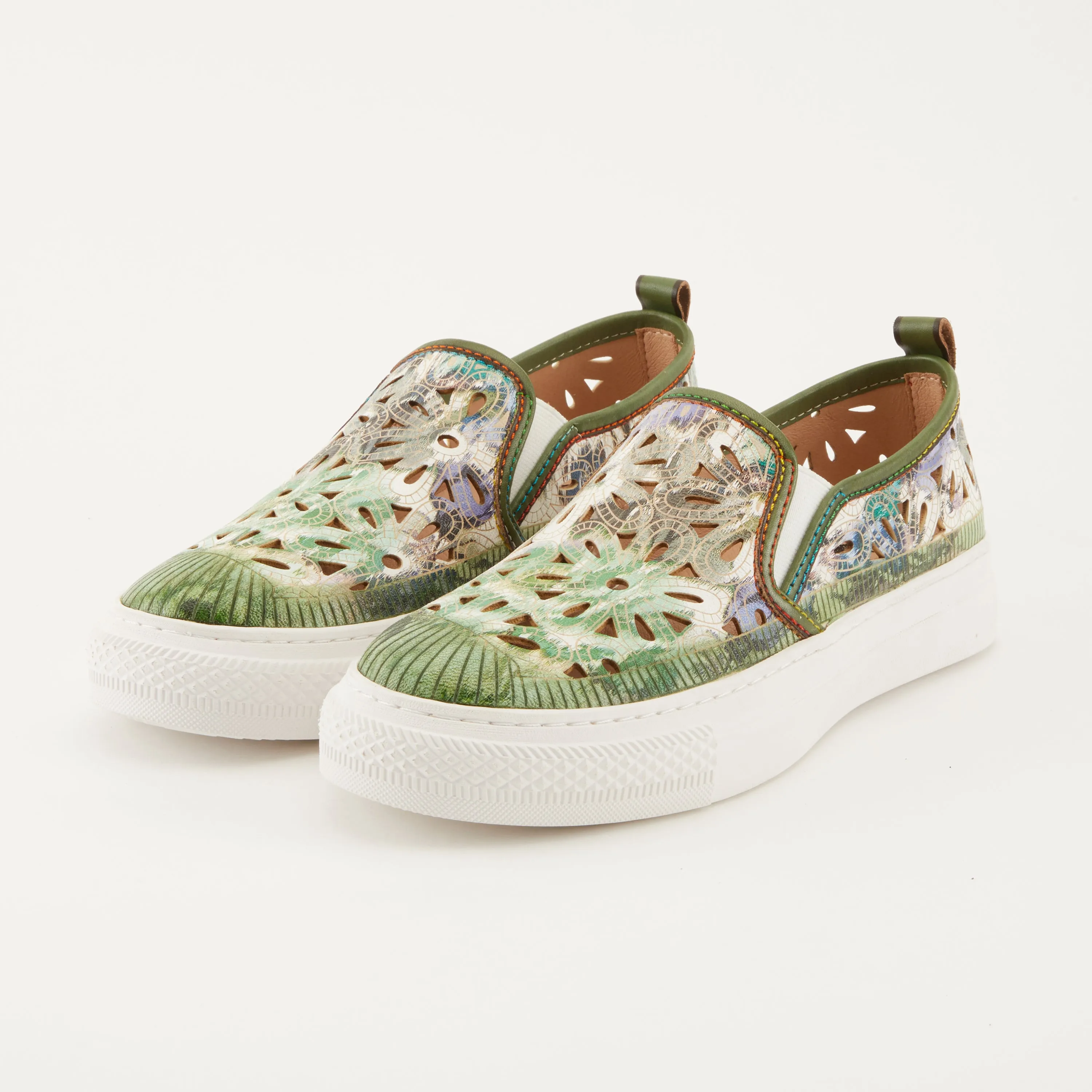 L'ARTISTE DENOFEDEN SLIP-ON SHOE