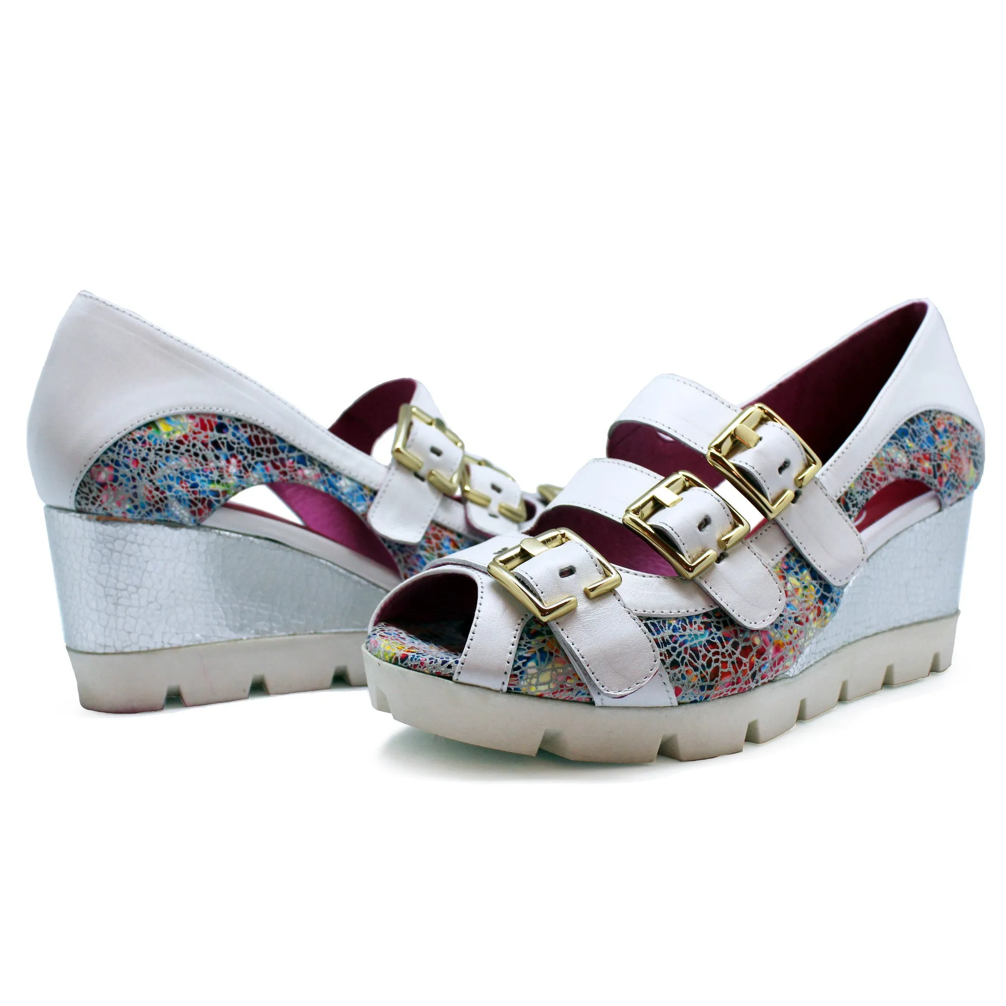 Le Trek - White/multi sandal