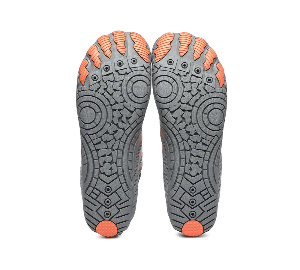 Men Water Shoes With Honeycomb Insole