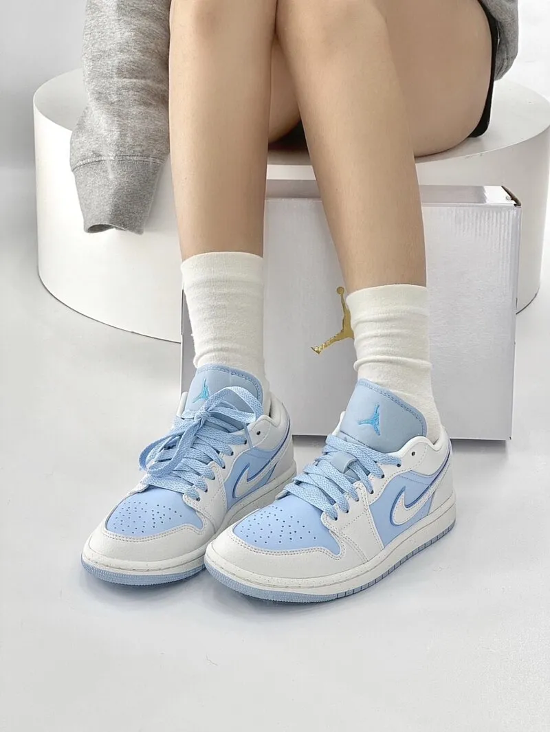 Nike Air Jordan 1 Low SE Reverse Ice Blue Women's