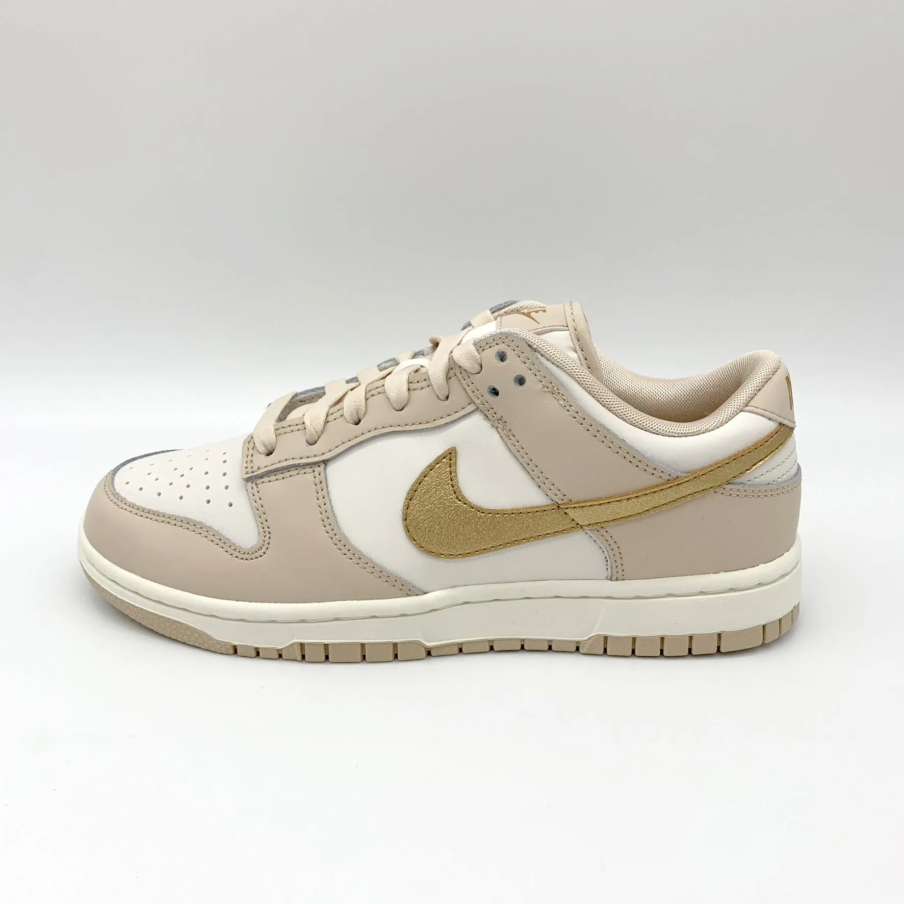 Nike Dunk Low Phantom Metallic Gold