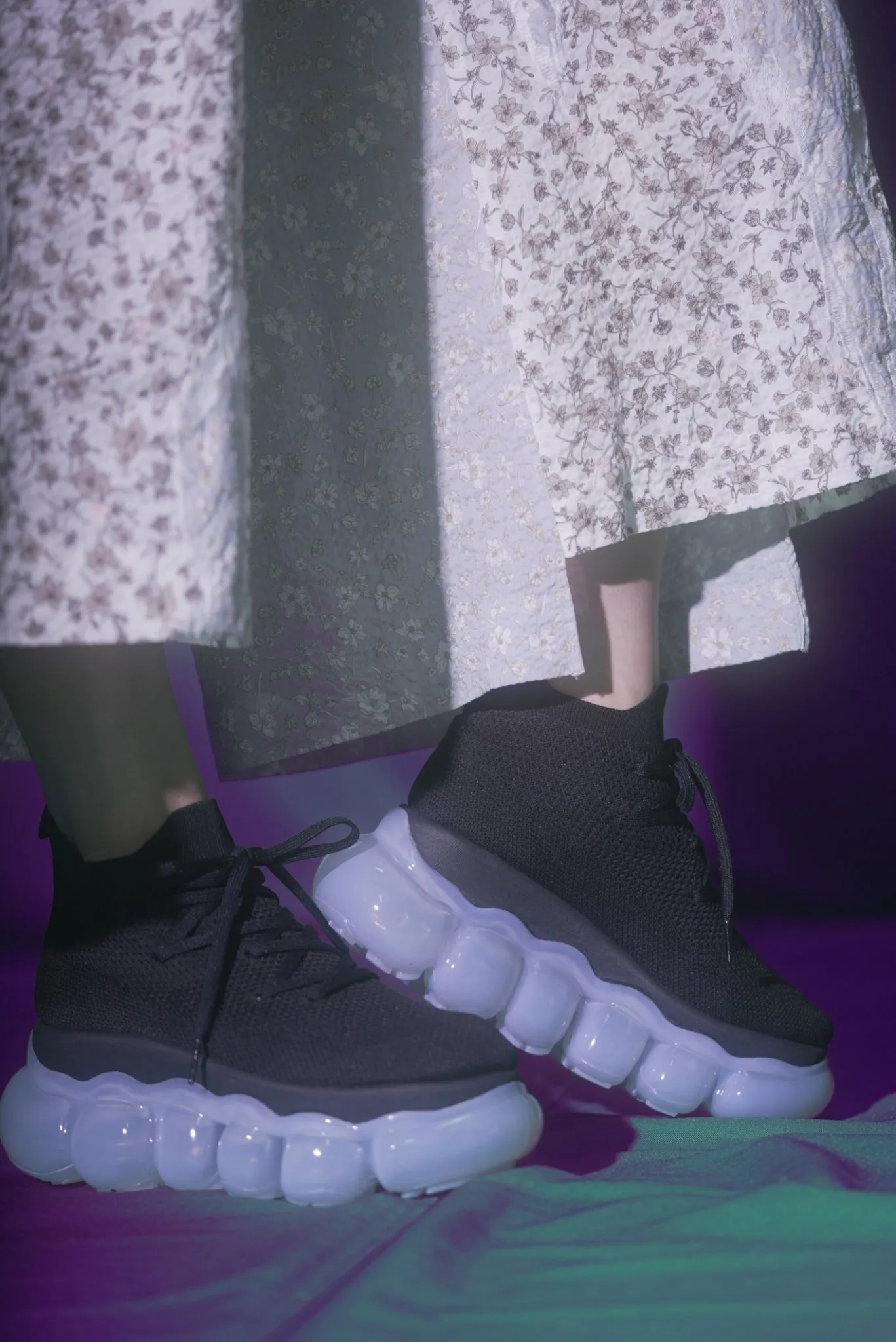 "Jewelry" High Shoes / Gray Purple Black