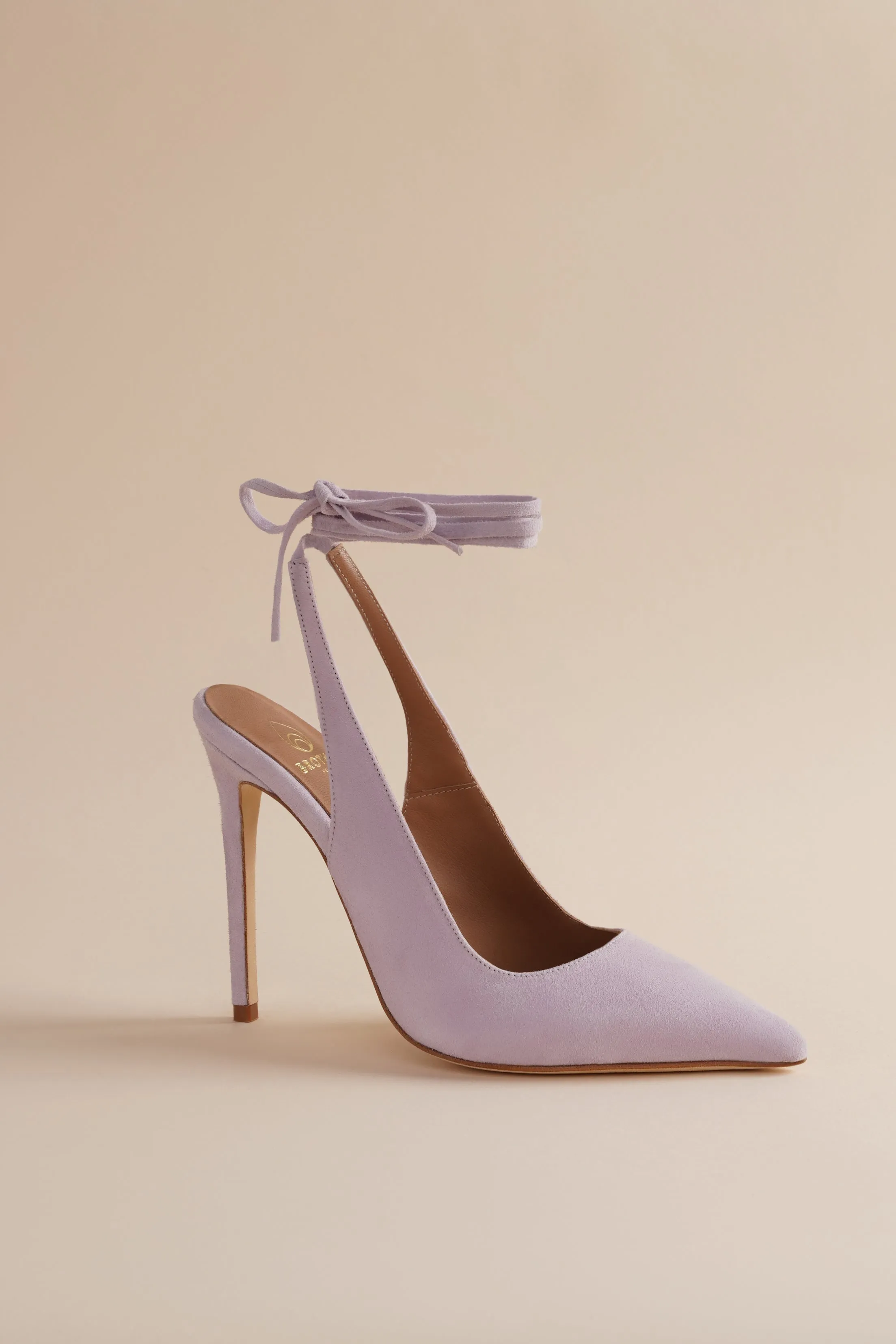 Ribbon Pump in Lavender Suede